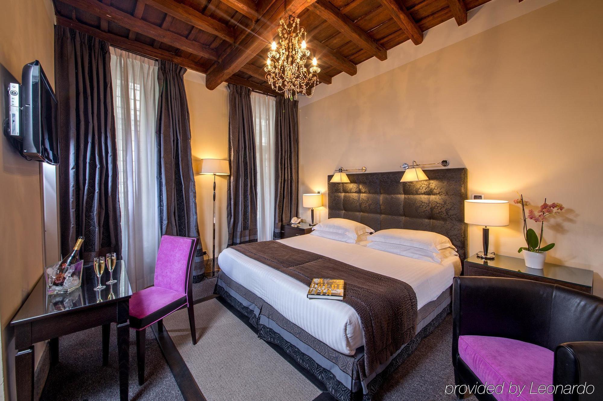 The At The Forum Luxury Collection - The At The Forum 5*