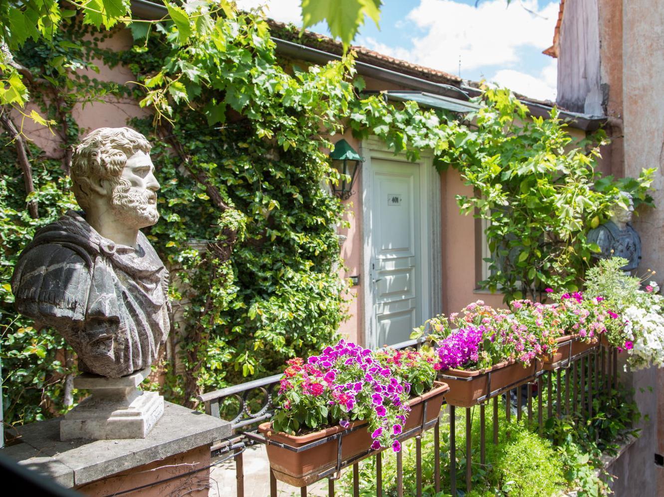 The At The Forum Luxury Collection - The At The Forum 5*