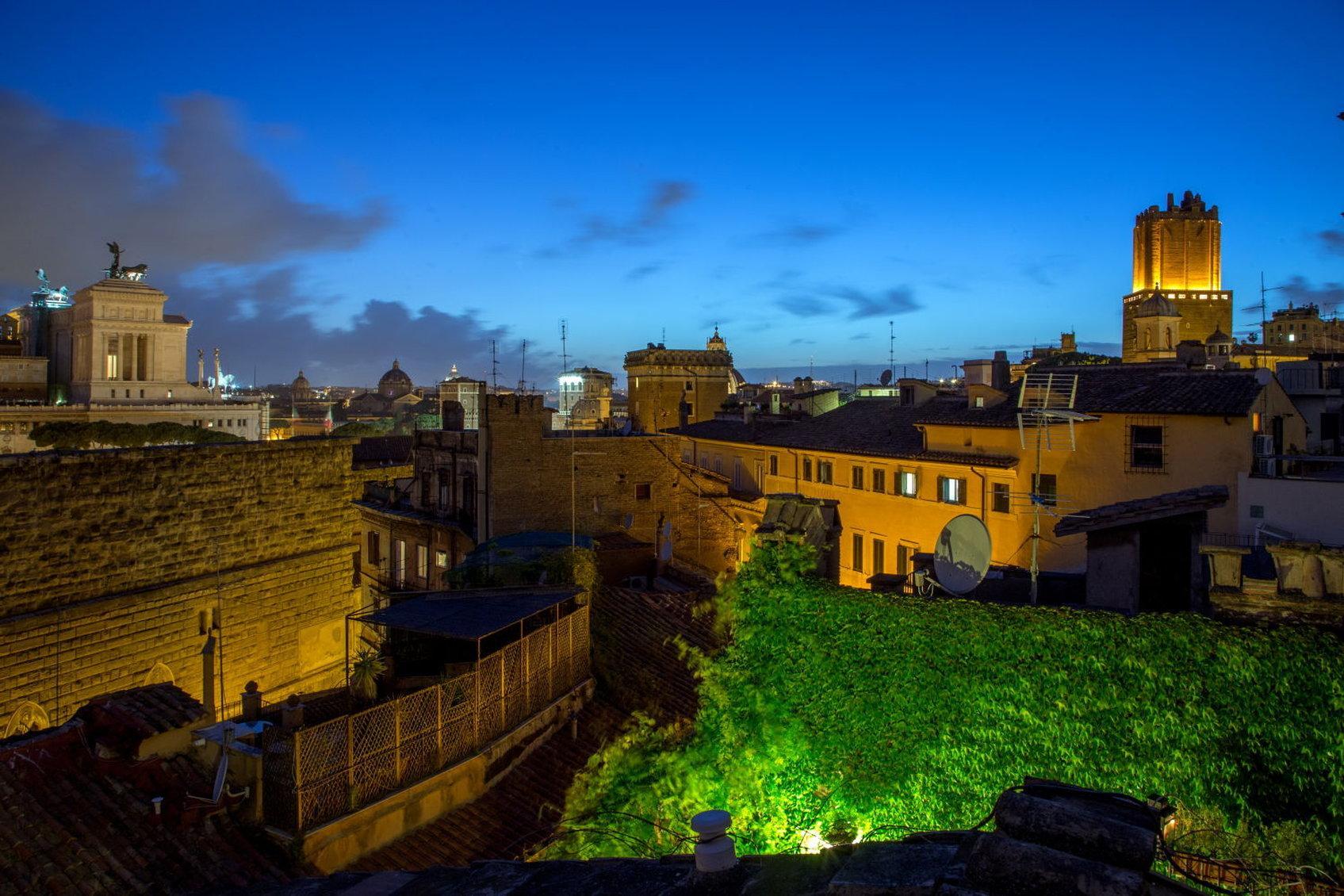 The At The Forum Luxury Collection - The At The Forum 5*